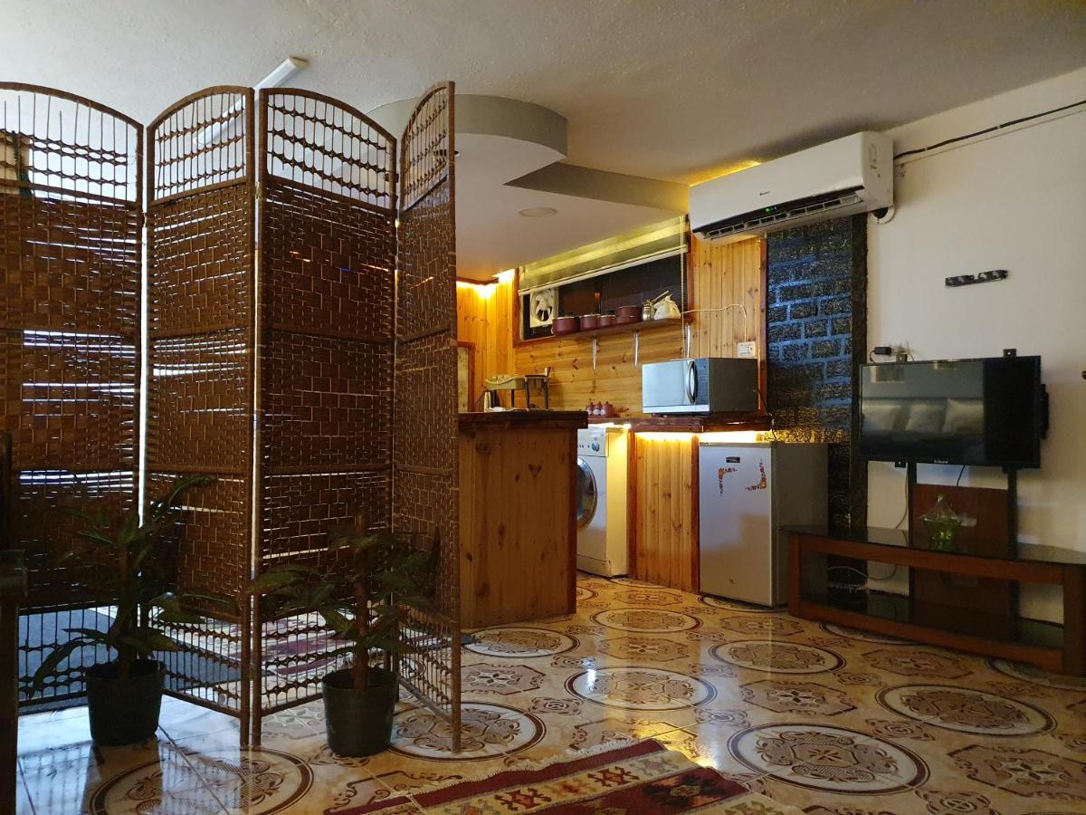 Zeus Apartment Jarash Luaran gambar